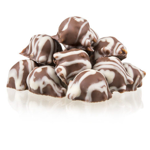 Nuci de Macadamia invelite in ciocolata
