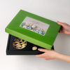 Cutie cu praline din ciocolata Postcard Maxi Green Easter