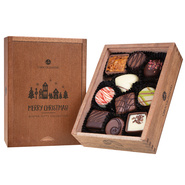 Praline belgiene in cutie eleganta de lemn